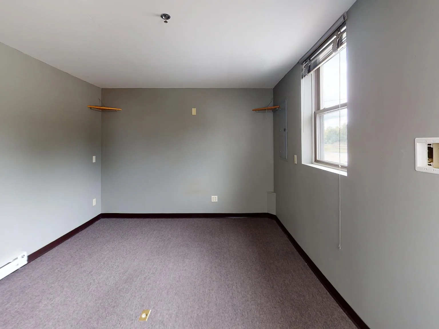 1 bed, 800 sqft, $2,040 — Photo 4