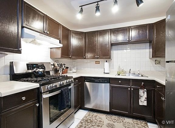 2nd image of 6 Dennis Ct
