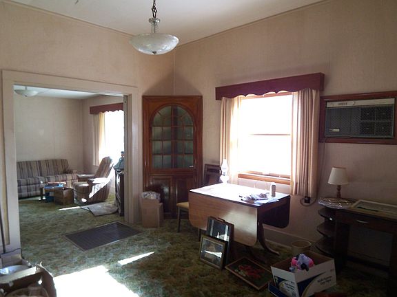 4th image of 1211 Arthur St