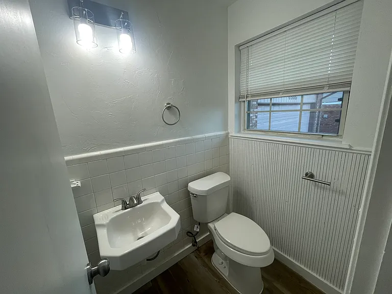 2505 Cherokee Dr — Photo 9