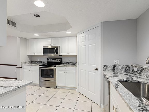 5th image of 8941 Lake Dr APT D203
