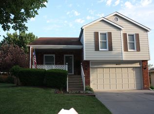 3433 Briarwood Ave, Lincoln, NE 68516
