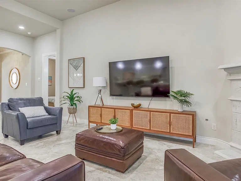 29114 Davenport Dr — Photo 18