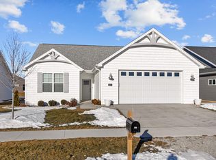 4651 N Cherryvale Ave, Appleton, WI 54913