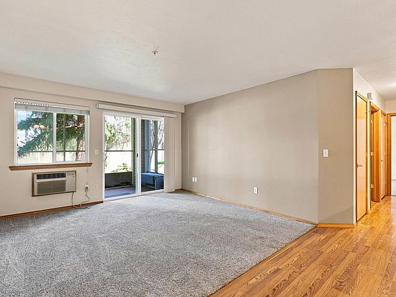 5th image of 9920 E 16th Ave #101