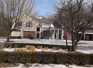 4229 Berkshire Dr #67, Sterling Heights, MI 48314