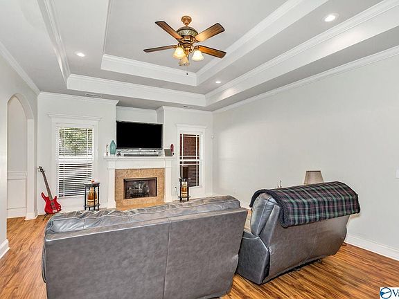 4th image of 113 Barton Creek Dr
