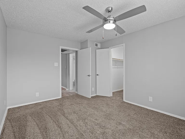 The Azul Apartments — Photo 46