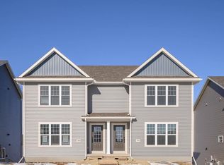 10114 Mosaic Way, Middleton, WI 53562