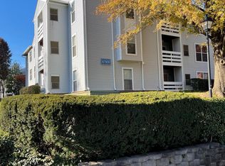10300 Appalachian Cir APT 307, Oakton, VA