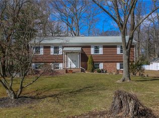 3 Boecher Ct, New City, NY 10956