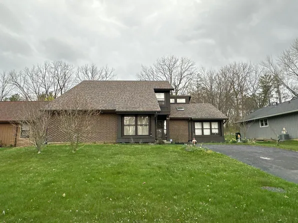 4421 Country Trl, Gurnee, IL 60031