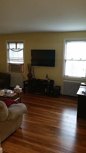 2nd image of 5 Edwards St APT 1E