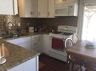 173 Clover Dr, Burlington, WI 53105