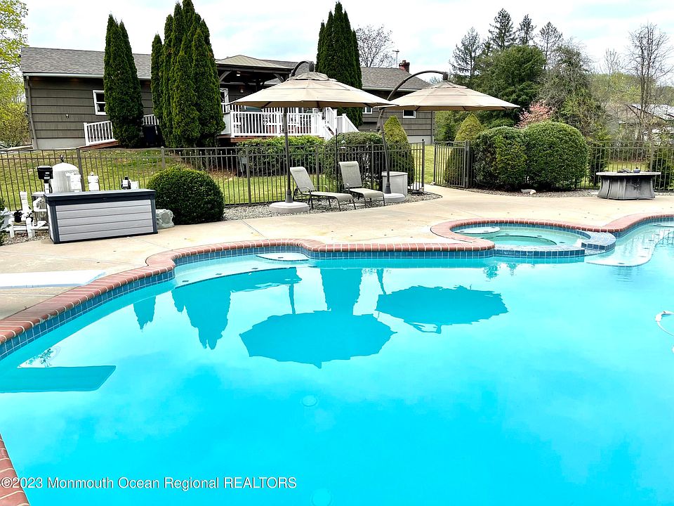 393 Gordons Corner Road, Manalapan, NJ 07726 Zillow