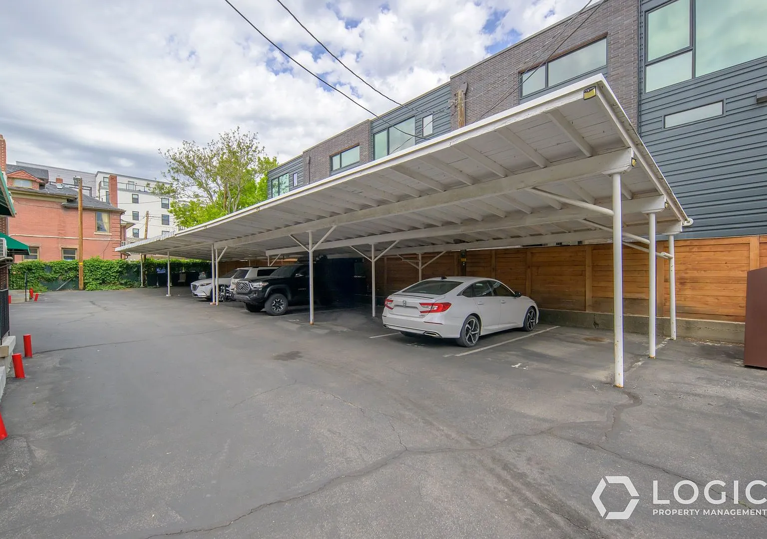 1 Bed 1 Bath Apartment for Rent in Salt Lake City — Photo 2