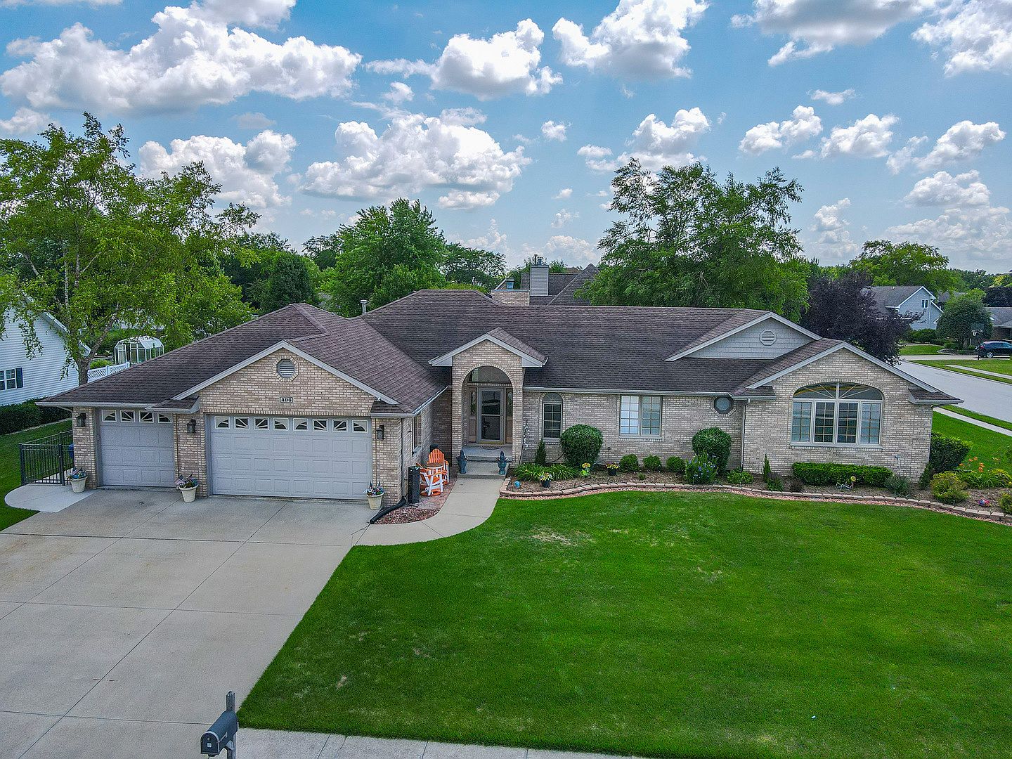 496 Hesburgh Dr, Manteno, IL 60950 MLS 11825134 Zillow