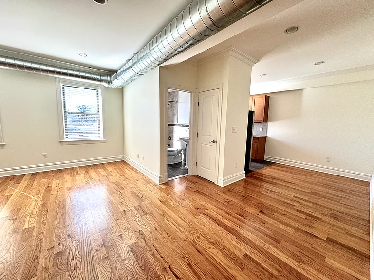 855 Broad Ave — Photo 23
