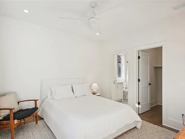 3041 Parkridge Dr NE — Photo 19