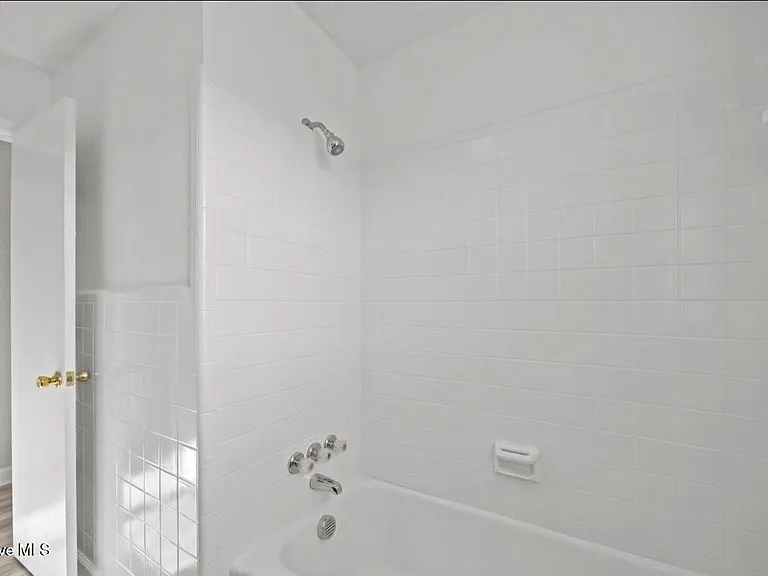 113 Mexico Rd #1 — Photo 19