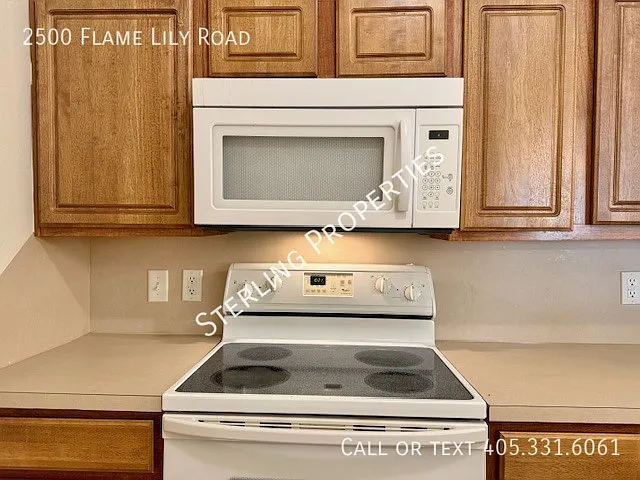 2500 Flame Lily Rd — Photo 20