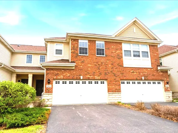 2810 Henley Ln, Naperville, IL 60540