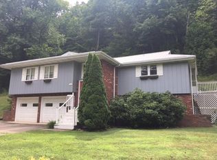 396 Falcon Rd, Richwood, WV 26261
