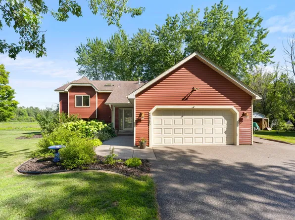 22245 Jude Ave N, Forest Lake, MN 55025
