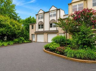20 Milford Court, Nanuet, NY 10954