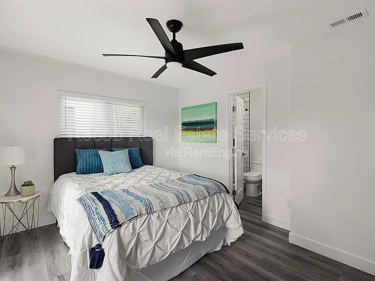 1710 Hanford Dr #1704 — Photo 11