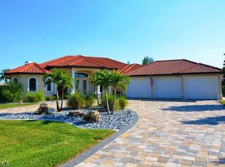 532 SE 30th St, Cape Coral, FL 33904