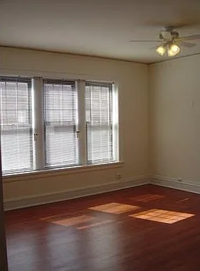 1 Br Living Room