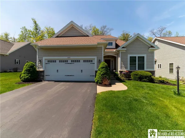 2053 Ashmar Ln, Jamestown, NY 14701