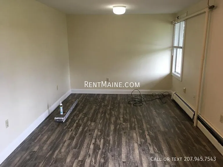 2412 Western Ave #C — Photo 3