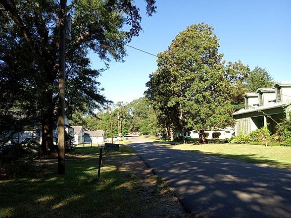4th image of 407 W Harris St