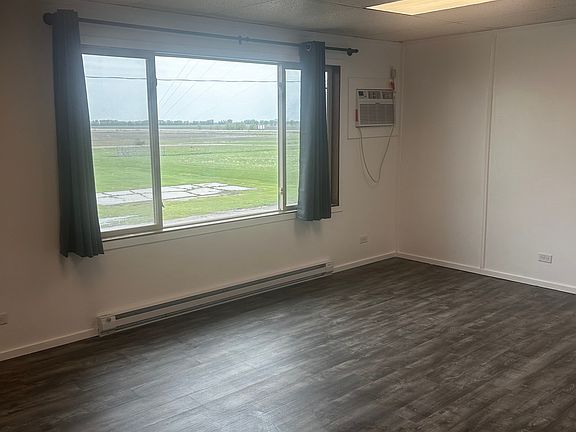 2nd image of 407 W Divide Ave #5