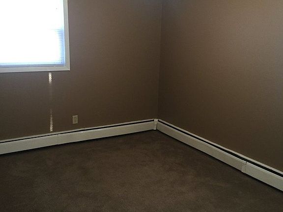 4th image of 2807 Euclid Ave #42