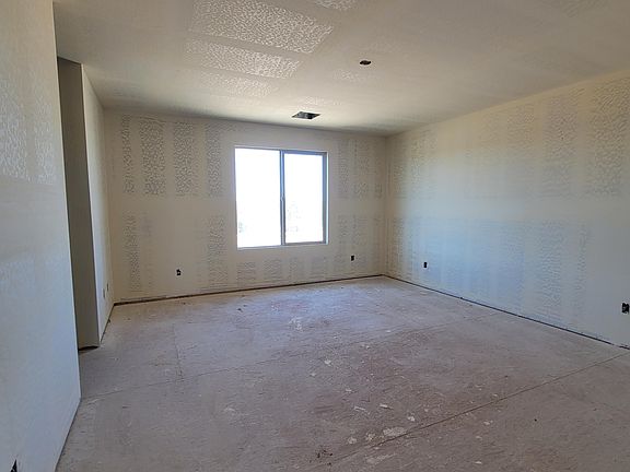 5th image of 37622 N Singletree Drive