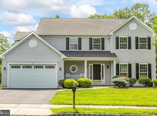 31 Donovan Rd, Pennington, NJ 08534