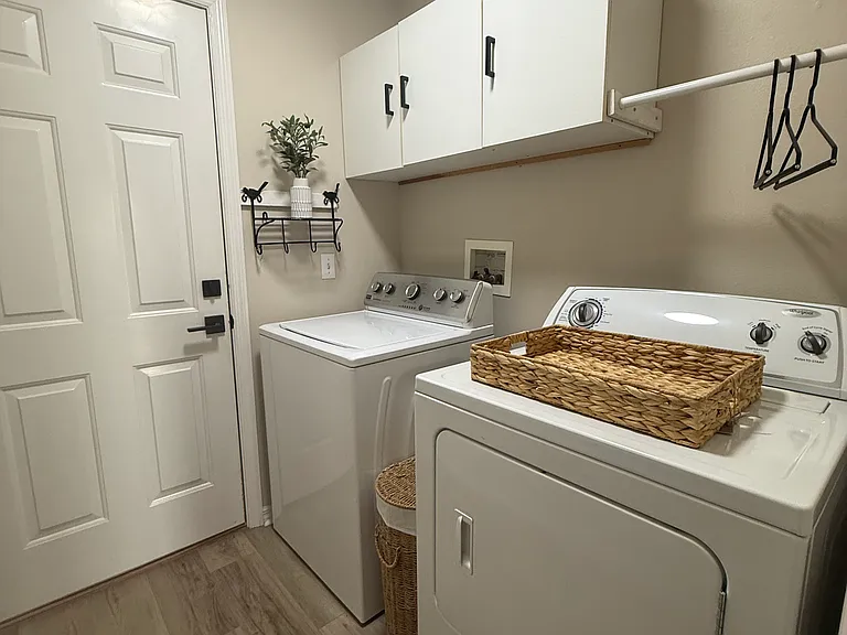 1744 Arash Cir — Photo 2