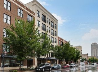 212 N 1st St APT 504, Minneapolis, MN 55401