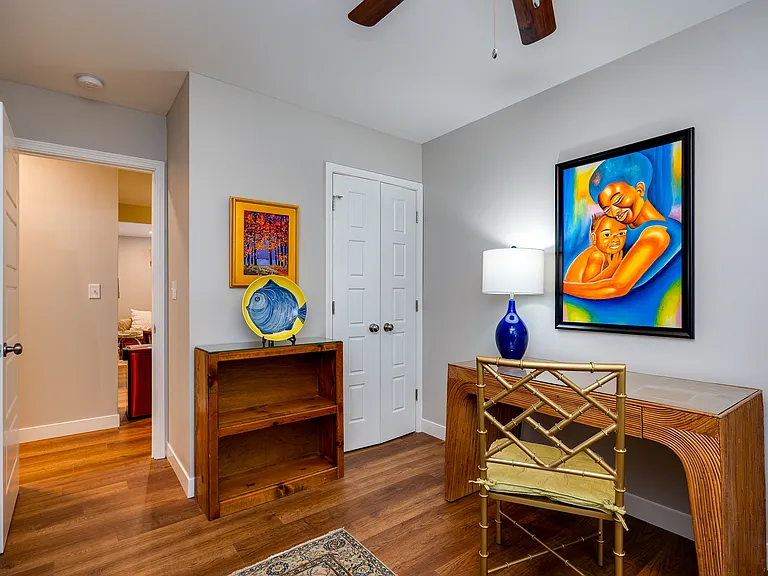 827 Wilmington Ave #1 — Photo 5