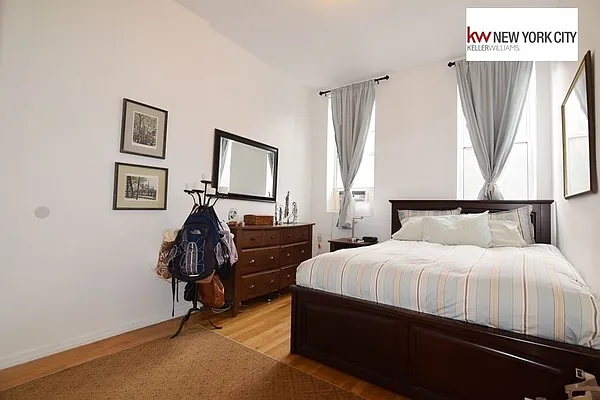 Rented by Keller Williams NYC | media 14