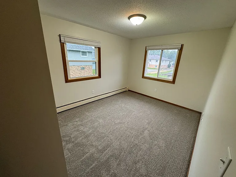 1348 5th Ave SE #3 — Photo 9