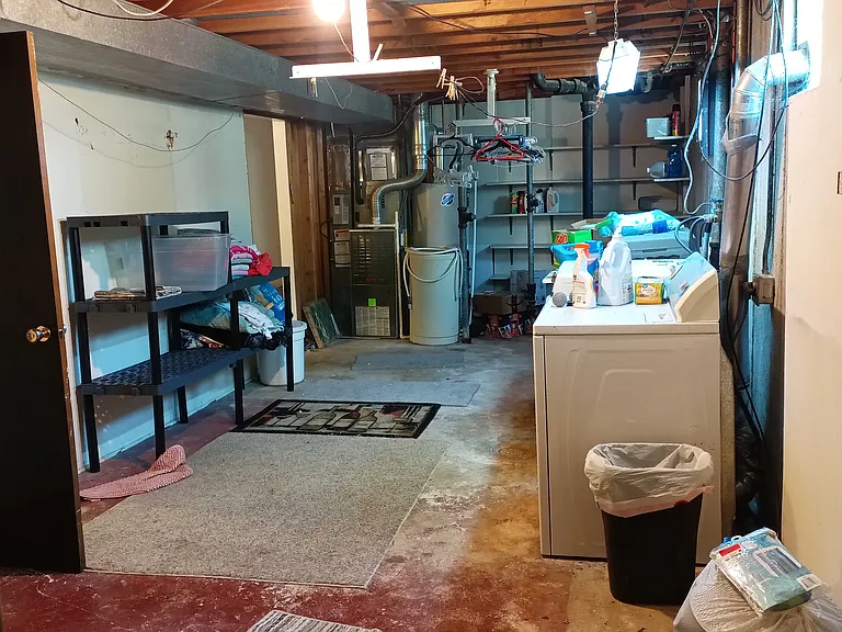 basement laundry room
