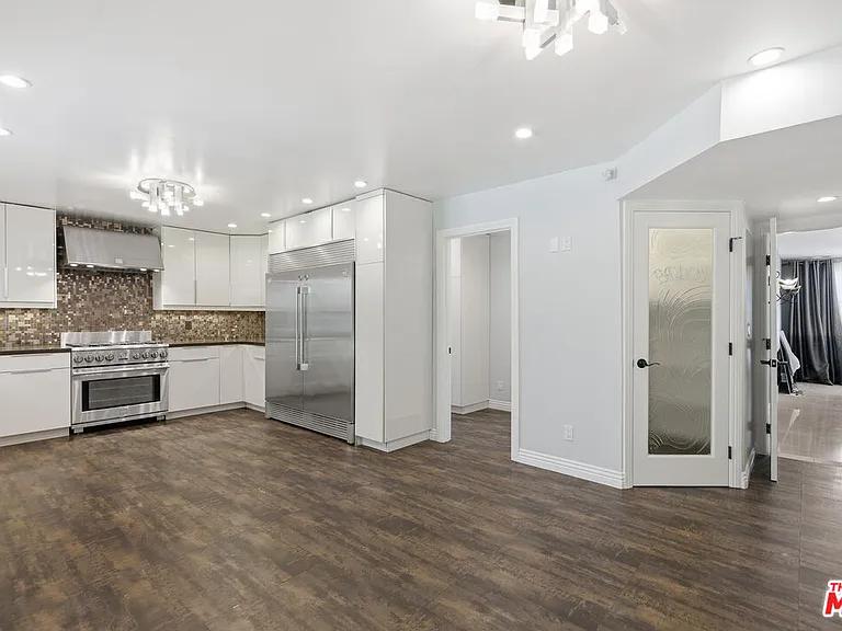 8739 McLennan Ave — Photo 16