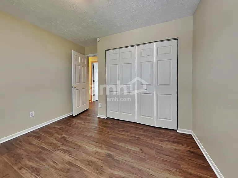 2565 Chateaugay Ct — Photo 16