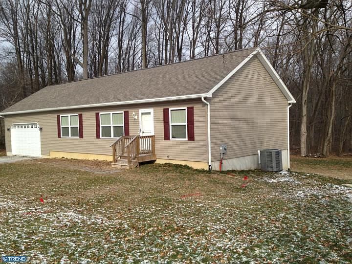 2nd image of 518 E Avondale Rd