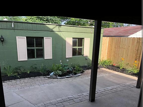 3rd image of 1218 N Parkway Ave