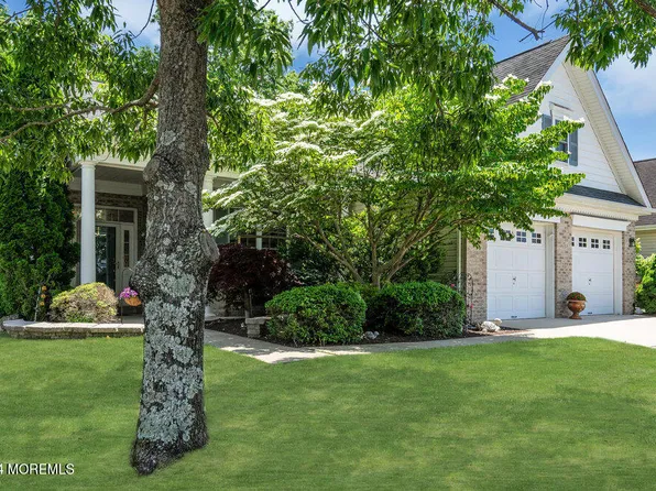 3 Barton Creek Road, Jackson, NJ 08527